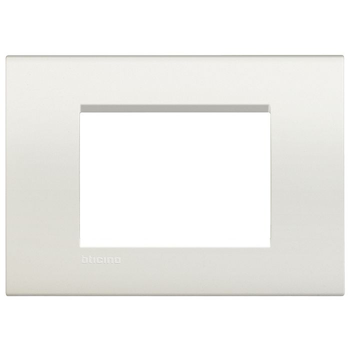 Рамка 3 модуля BTicino LIVING LIGHT, белый, LNA4803BI